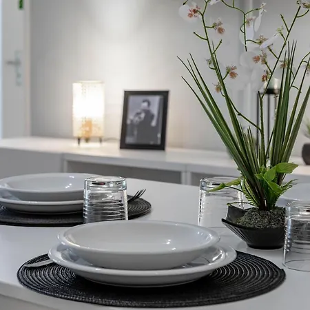 H11 Ariston Centro - Mare *