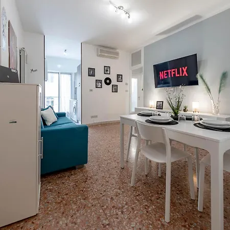 H11 Ariston Centro - Mare Apartament San Remo